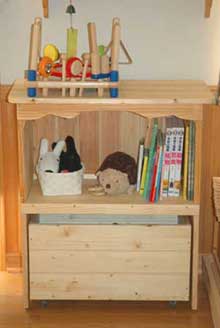 本棚とおもちゃ箱の組み合わせ家具